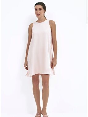 Loose fit pink mini dress with pockets NWT